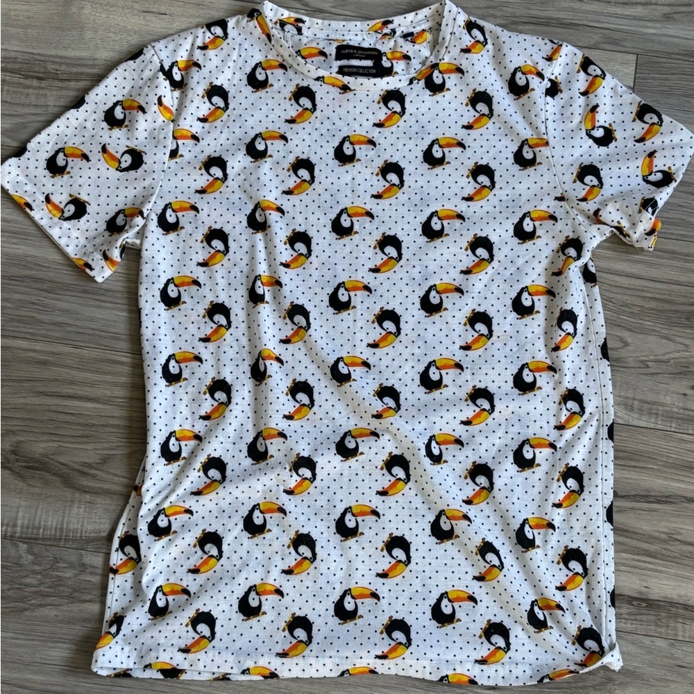 3/$25 Lloyd & Jefferson Pelican Print White Crewneck T-Shirt Size Large